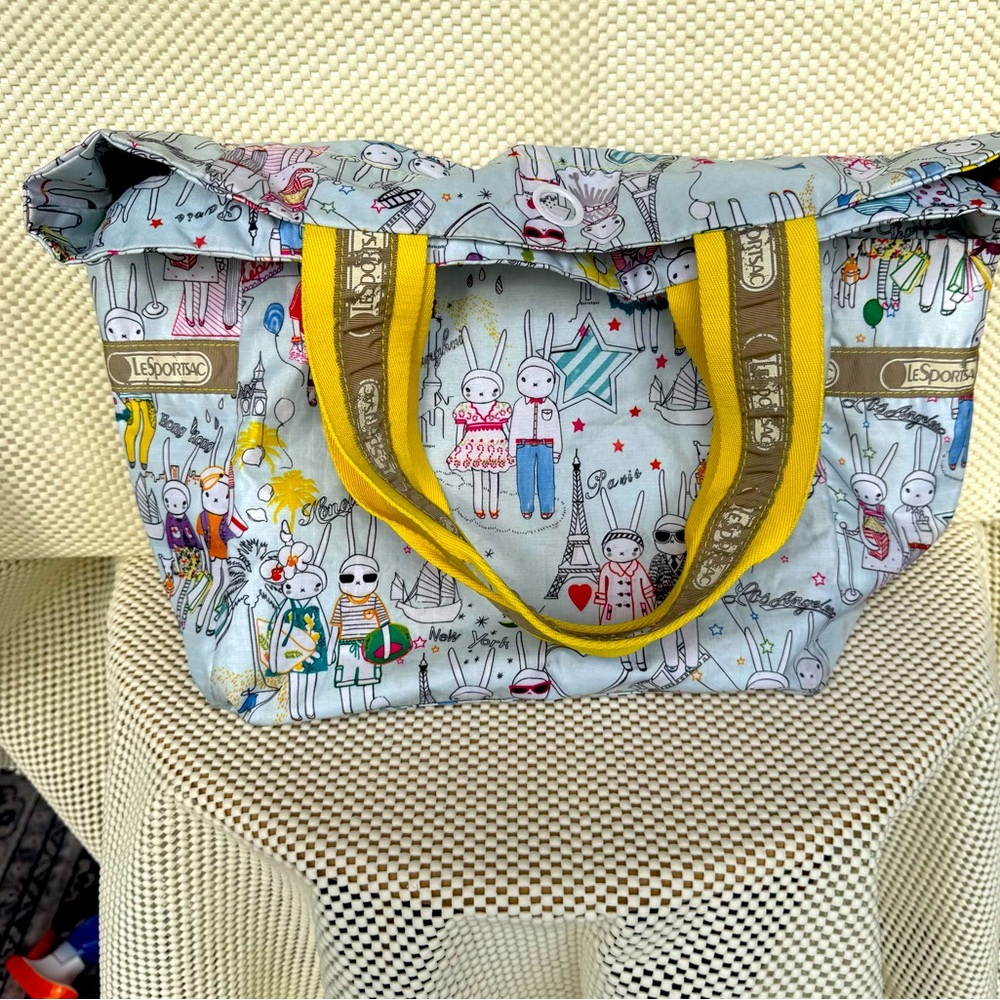 LeSportsac 'Fifi Lapin' Sweethearts Print Large Tote Bag - Rare
